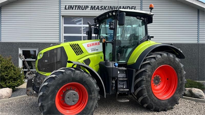 Claas AXION 850 Med frontlift og frontpto