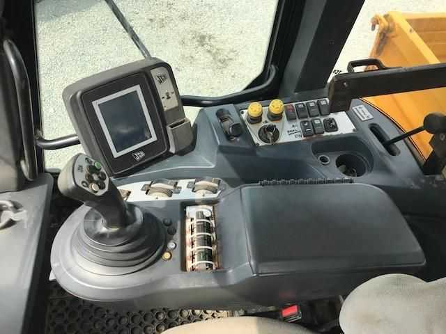 JCB